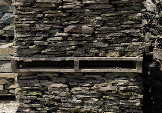 PA Fieldstone Wall